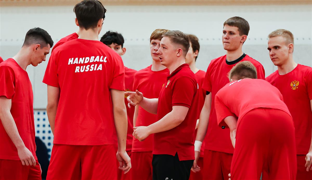 20 гандболистов вызваны в молодежную сборную России