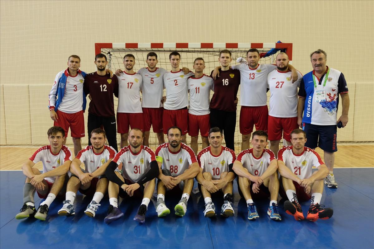 Мужская сборная России обыграла команду Сербии в первом матче на Сурдлимпийских играх