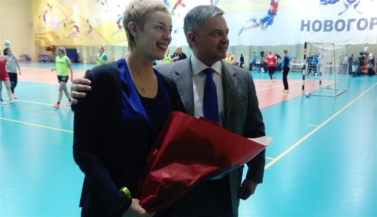 Руководство ФГР и женская сборная России поздравили Марию Сидорову с днём рождения! 