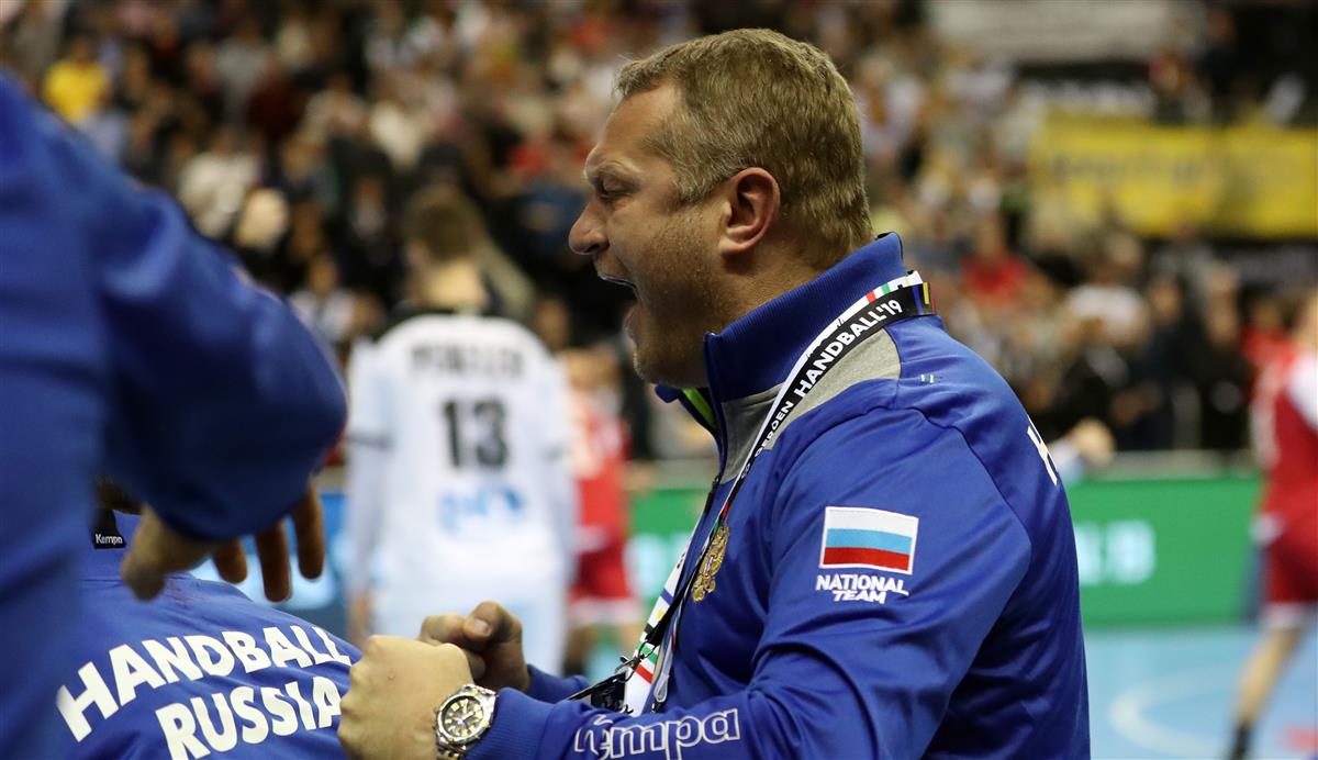 Эдуард Кокшаров: «Не должны впадать в эйфорию после матча с Германией»