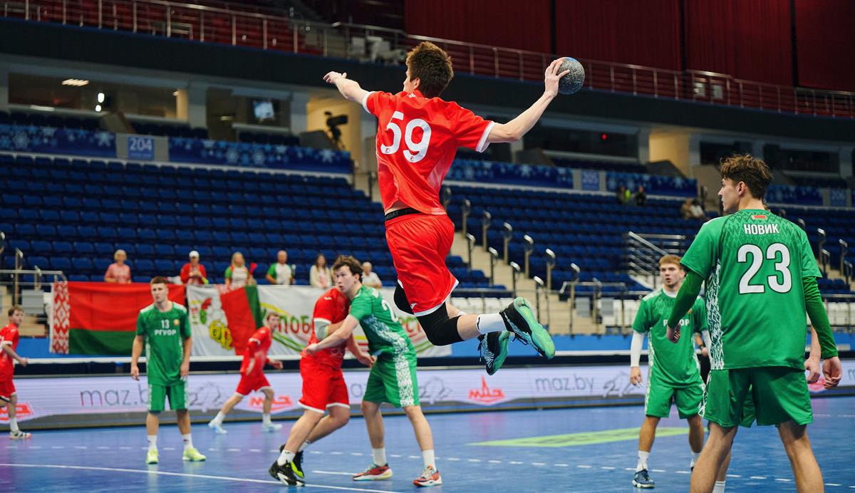 Высокий темп и обилие голов. Российские юноши уступили белорусам