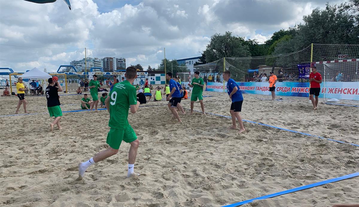 Второй тур чемпионата России по пляжному гандболу перенесен