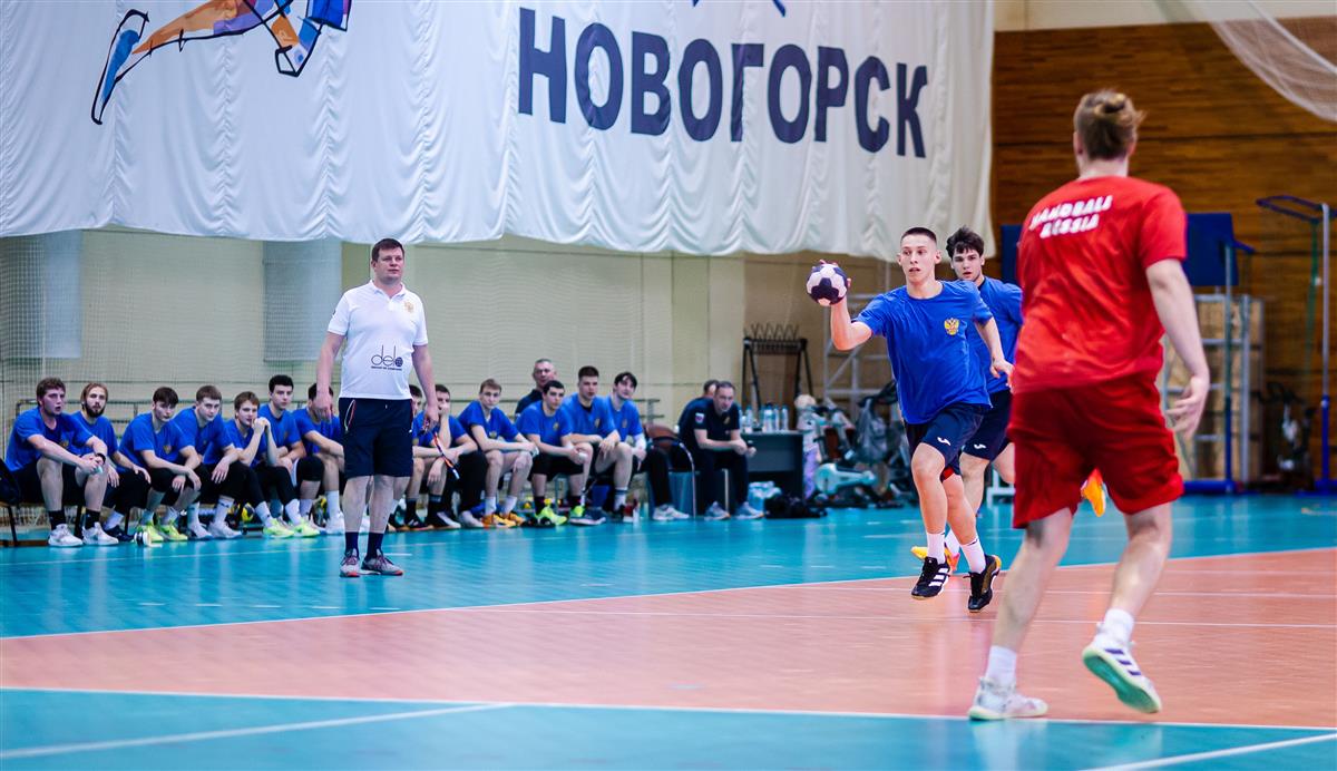Россия U-19 – Россия U-17 | Новогорск