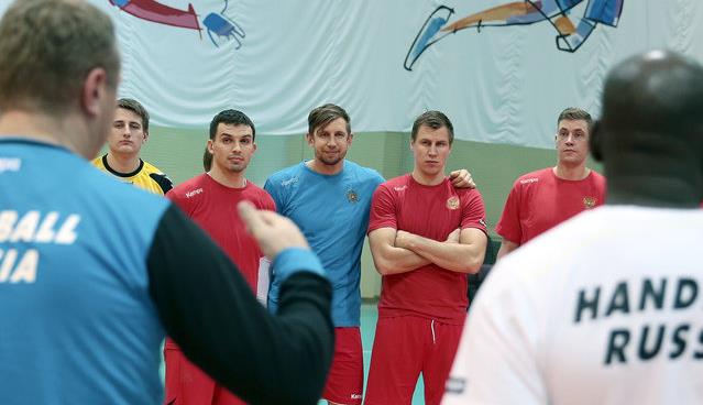 Мужская сборная России отправилась на турнир в Швейцарию 