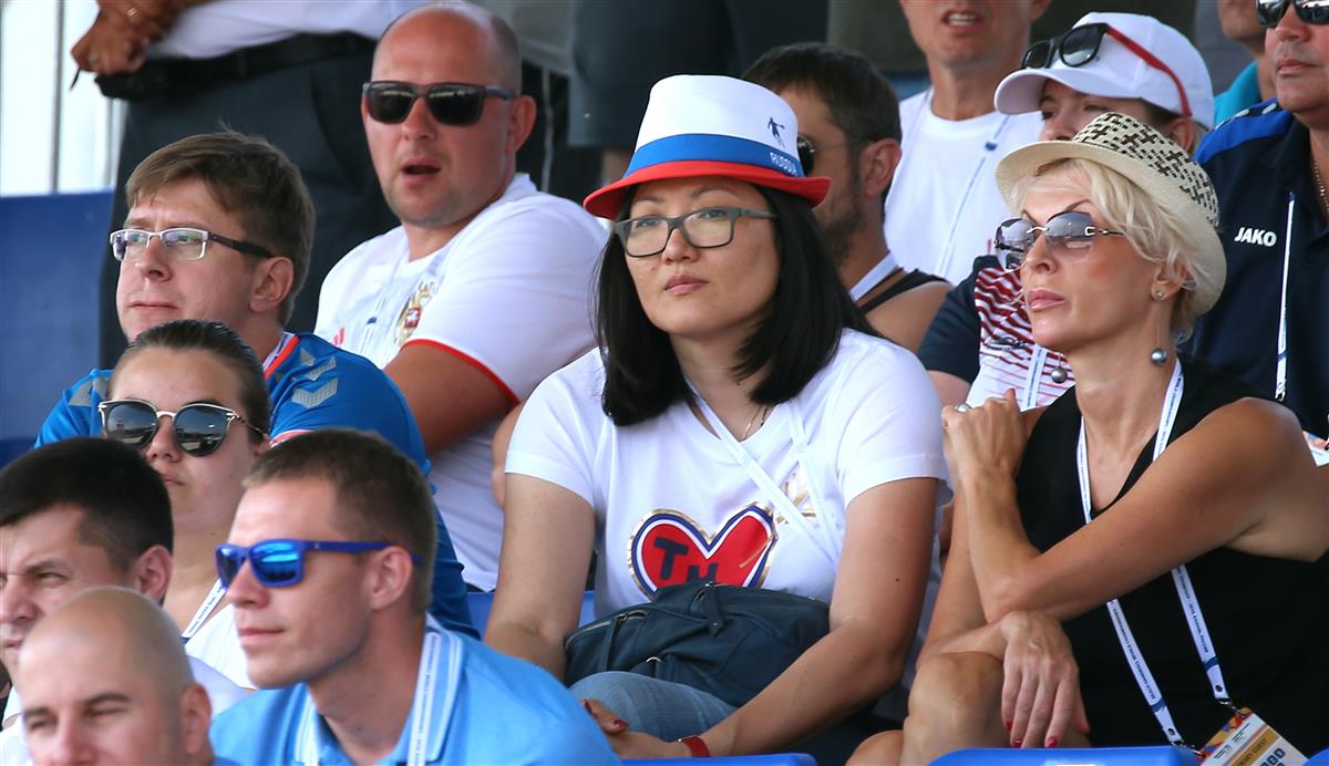 Федерация гандбола России поздравляет Людмилу Бодниеву с днём рождения 