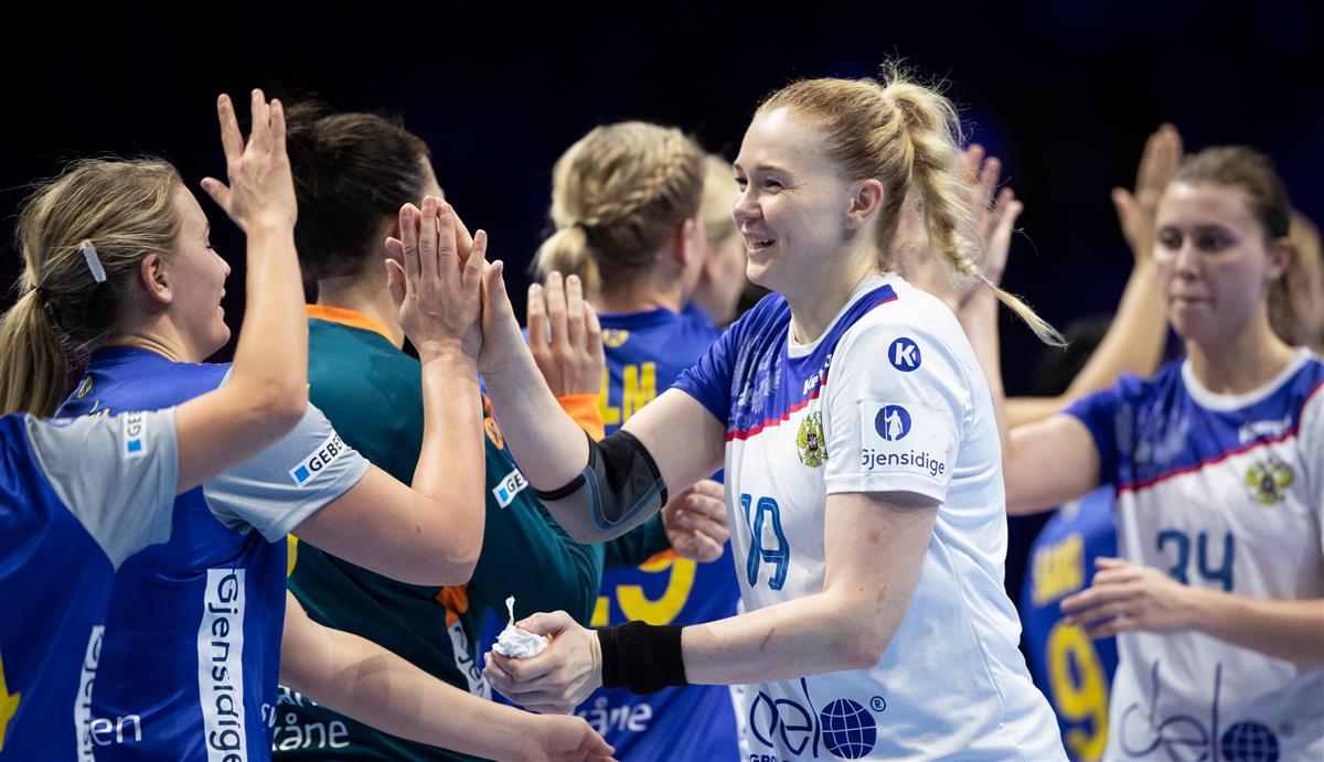 Женская сборная России сыграет со Швецией 