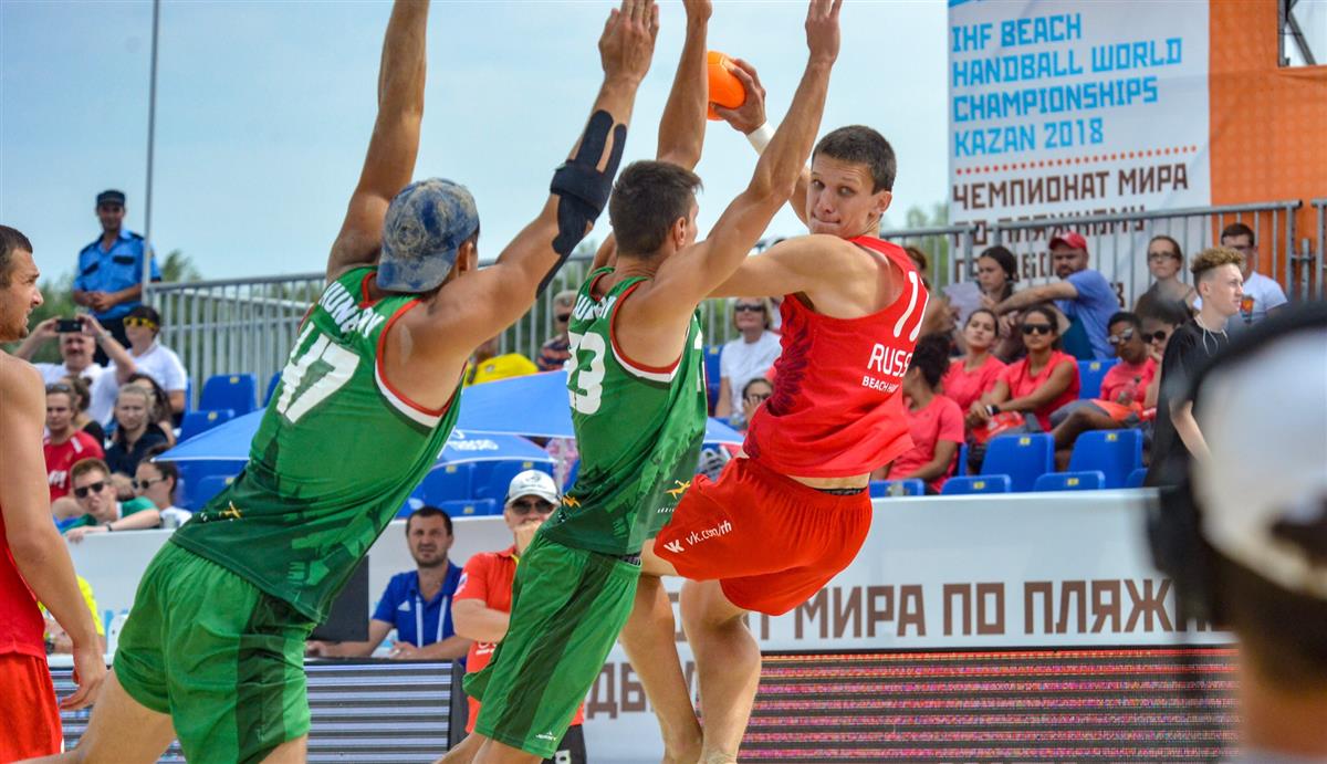 Сборные России уступили в четвертьфинале чемпионата мира по пляжному гандболу в Казани