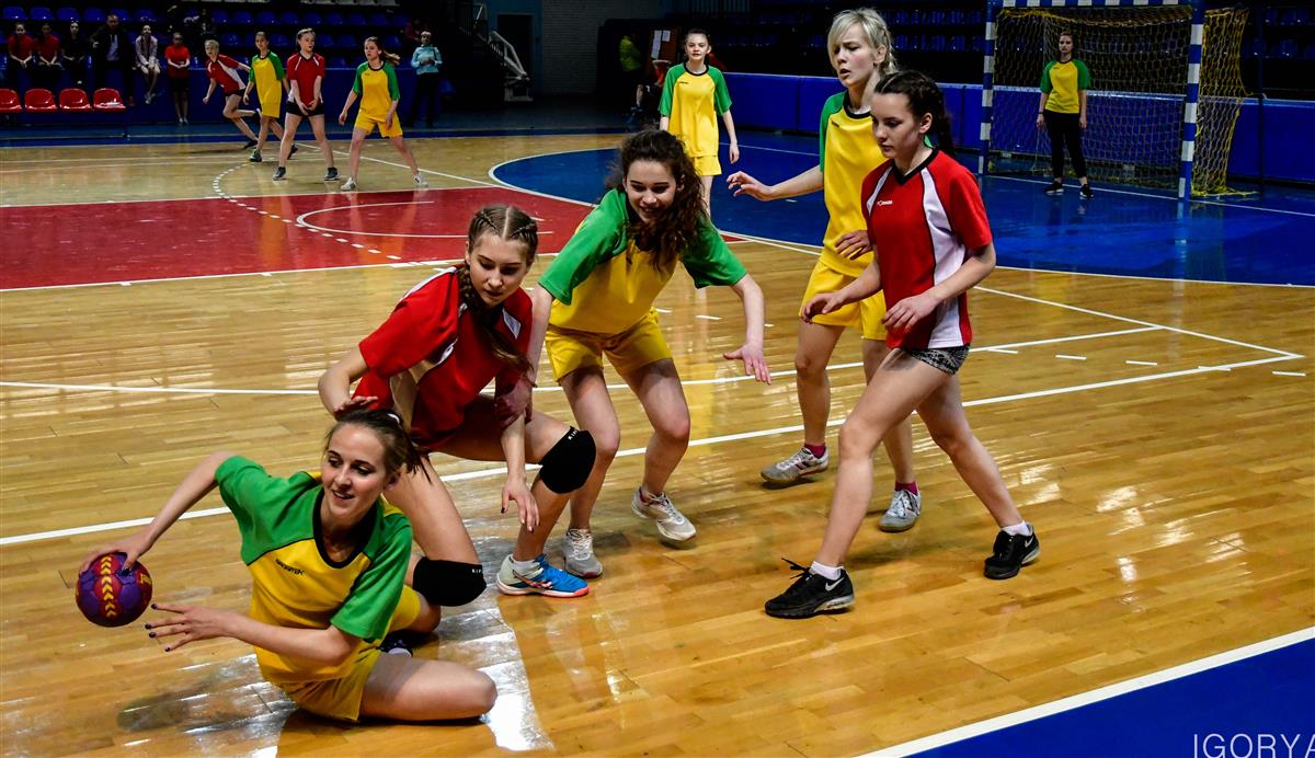 В Чехове прошёл гандбольный турнир «Герои города» среди любительских команд