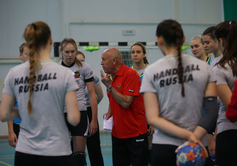 Назван состав сборной России на женский чемпионат Европы среди игроков до 19 лет