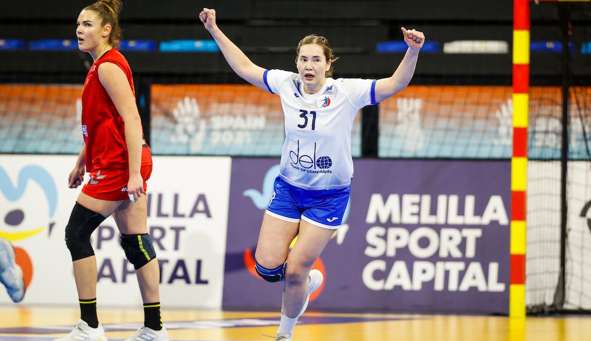 Карина Сабирова: «Почувствовала взгляд тренера – и пошла бросать пенальти»