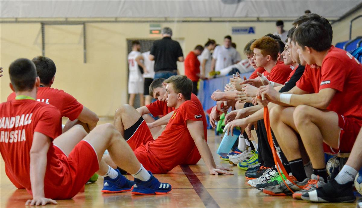 Молодежная сборная проверяет силы в Венгрии