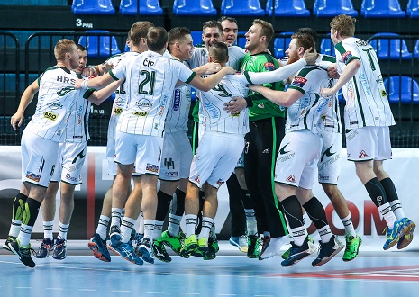 "Чеховские медведи" уступили "Татрану" в Лиге чемпионов
