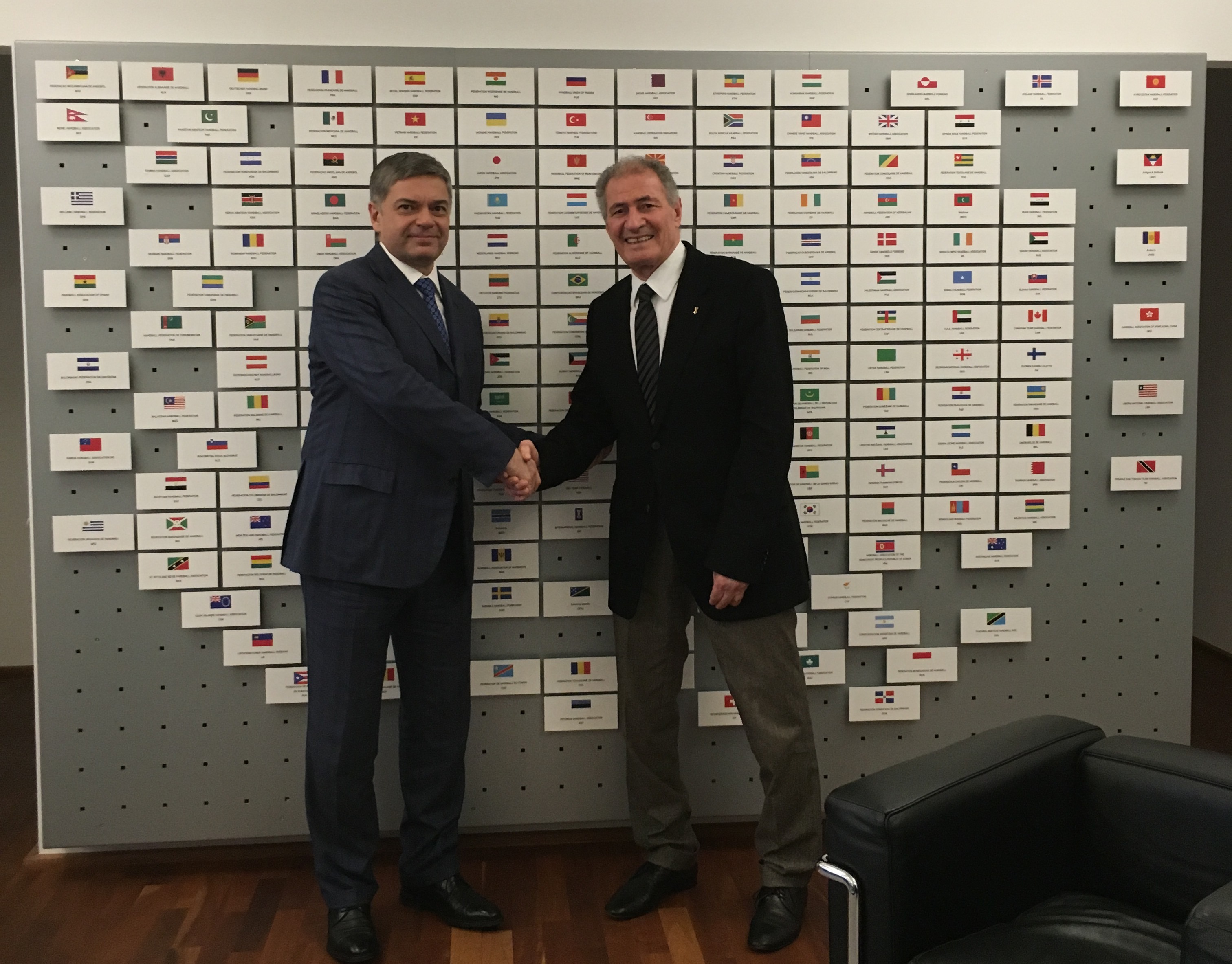 Президент ФГР Сергей Шишкарёв встретился с президентом IHF доктором Хассаном Мустафой