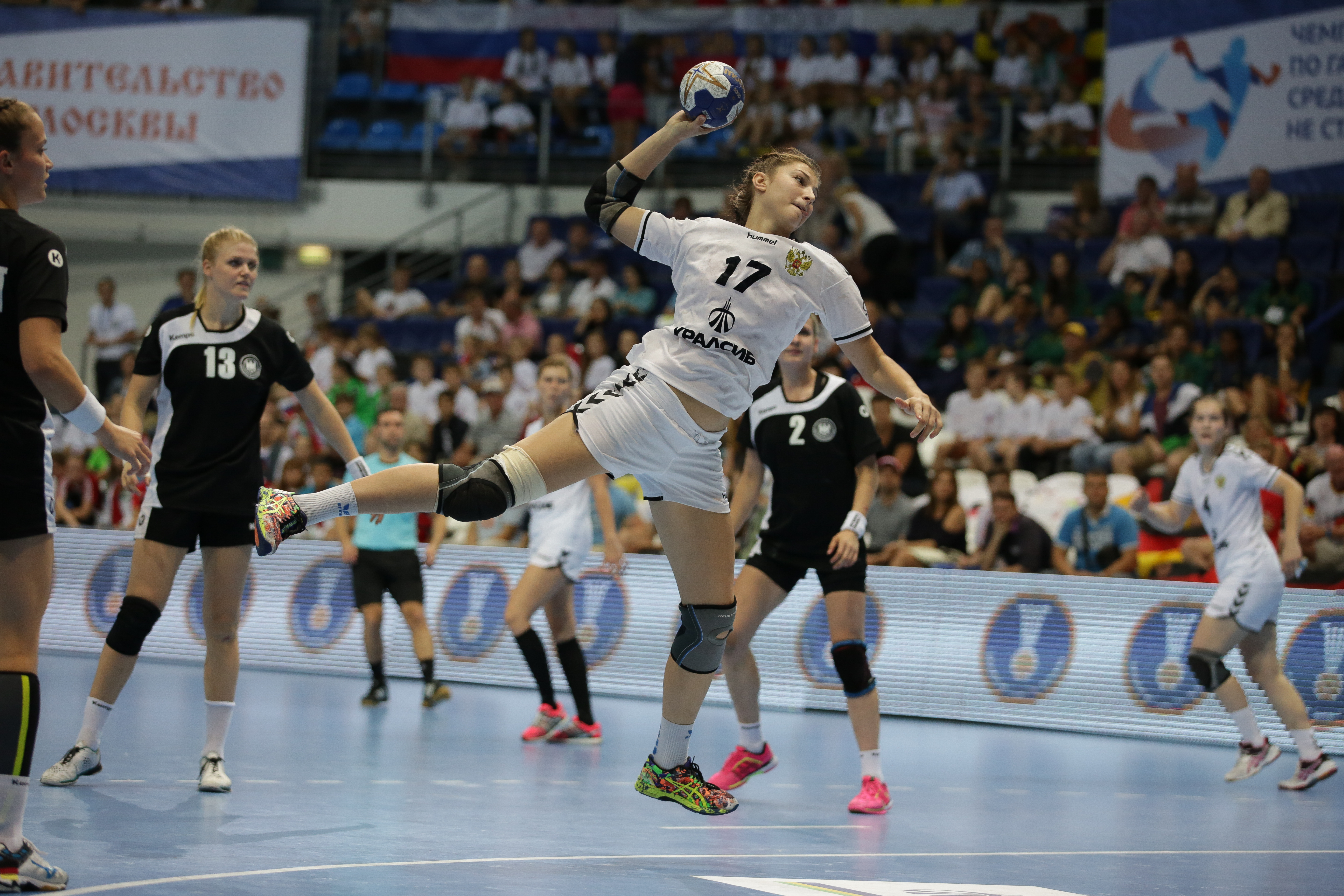 Сборная России вышла в финал молодёжного чемпионата мира