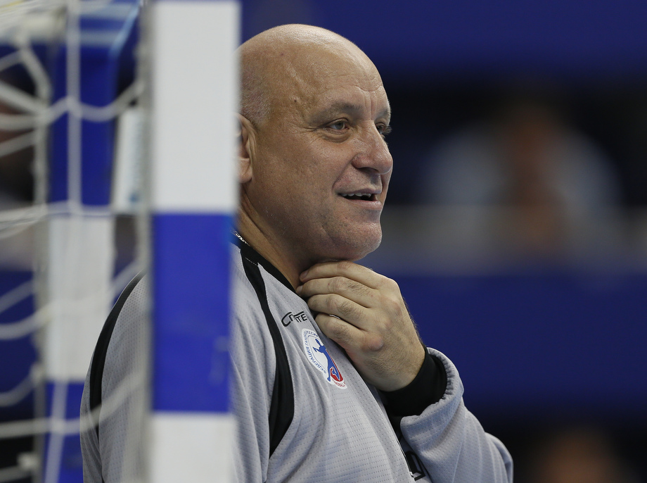 Олимпийский чемпион, ставший вратарем УОР №2,  Павел Сукосян: «И в 55 лет не утратил страсть к гандболу»